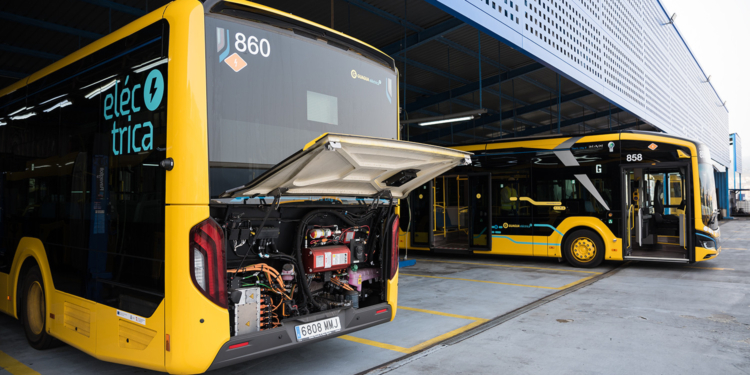 Guaguas Municipales promociona la campaña ‘ElectriCity, el Beat de la City’