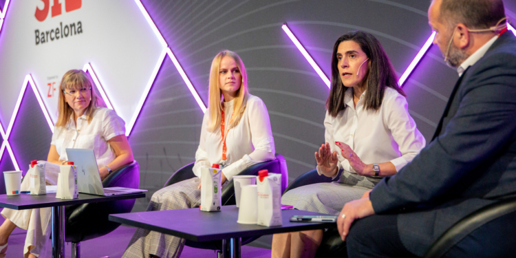 Palibex defiende ‘modernizar el transporte a través de las personas’