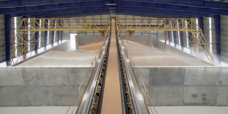 Bergé inaugura una nueva terminal logística mecanizada