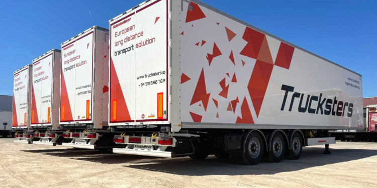 10 nuevos semirremolques de última generación se unen a Trucksters