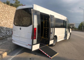 Hasta 300 km de autonomía eléctrica