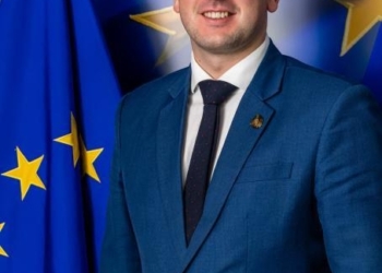 ‘Proseguir en el ambicioso camino hacia la neutralidad climática’