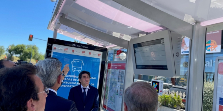 Madrid instala en Leganés la primera marquesina con energía solar