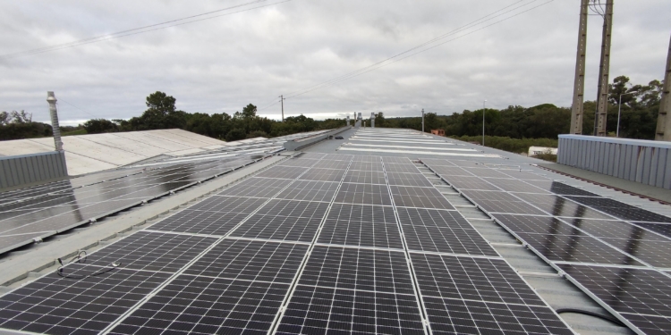 Gefco refuerza su compromiso con la sostenibilidad con la instalación de paneles