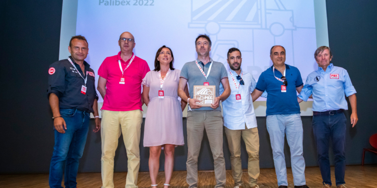 Palibex entrega un galardón a las mejores empresas y operativos de su Red