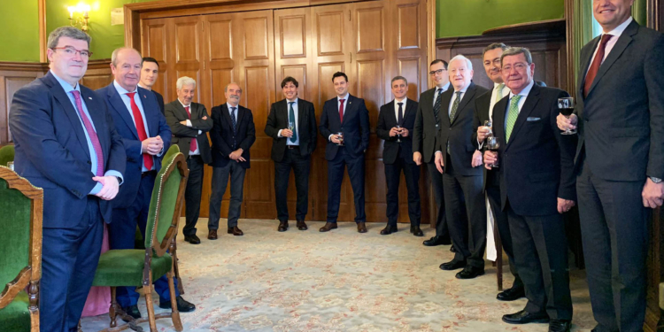 El relanzamiento del eje Madrid-Aranda- Burgos-Bilbao cada vez más cerca