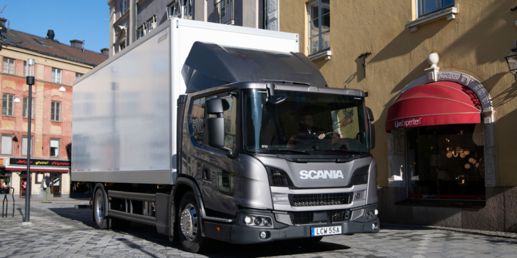 Scania lanza EAS: dirección asistida eléctrica