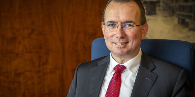 Harald Seidel asume la presidencia de la junta de Vehículos Comerciales de Acea