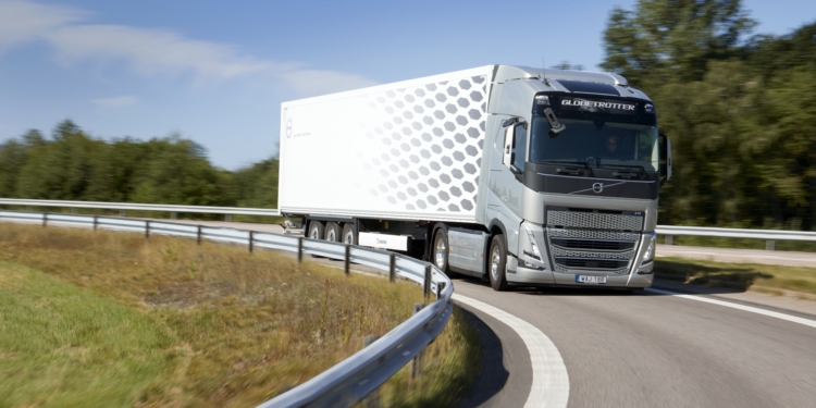 Volvo Trucks realiza mejoras de velocidad en la caja de cambios I-Shift
