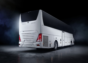 Maratón: el buque insignia de Temsa cumple 35 años en la carretera