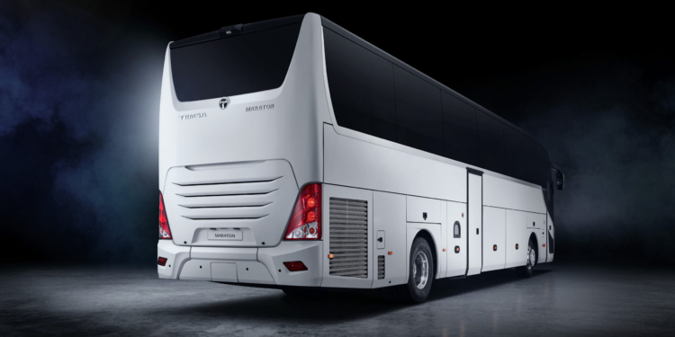 Maratón: el buque insignia de Temsa cumple 35 años en la carretera