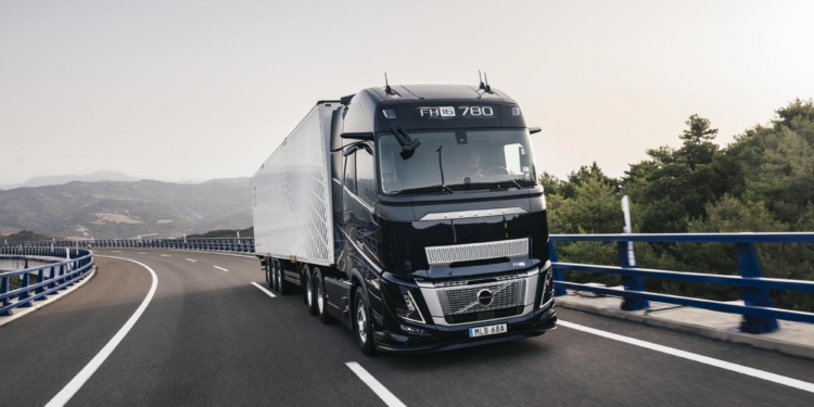 Nuevo Volvo FH16: más potencia y menor consumo