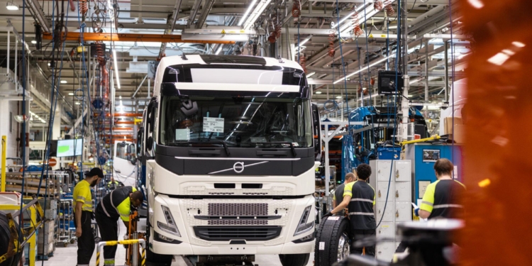 Volvo arranca la fabricación en serie de camiones eléctricos en Gante