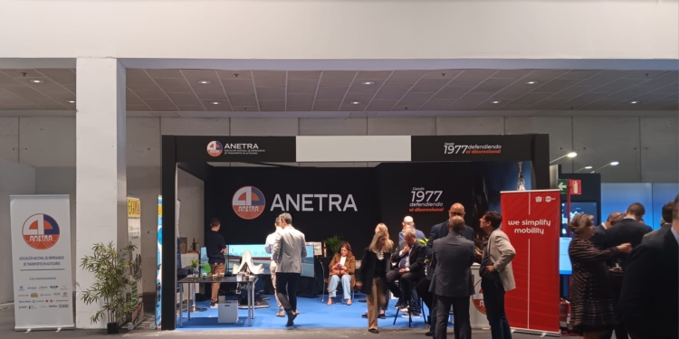 Anetra en FIAA 2024: Un espacio para fortalecer el transporte de viajeros