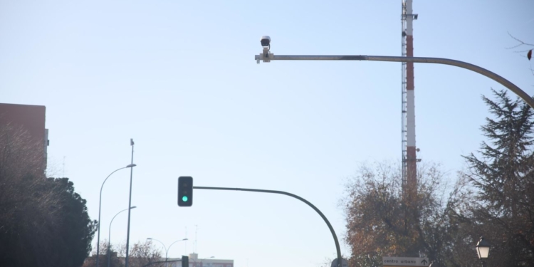 Alcorcón implementa un sistema de tráfico que otorga prioridad al transporte público