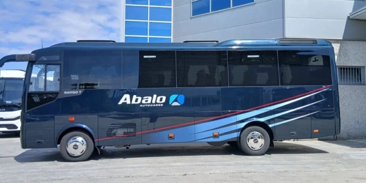 Autocares Benito Abalo incorpora un midibús Navigo de 8,4 metros a su flota