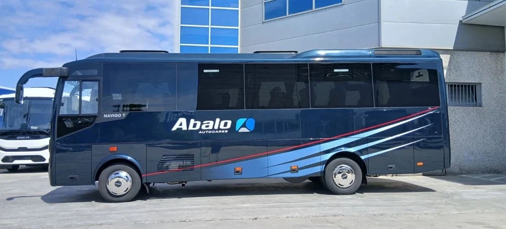 Autocares Benito Abalo incorpora un midibús Navigo de 8,4 metros a su flota