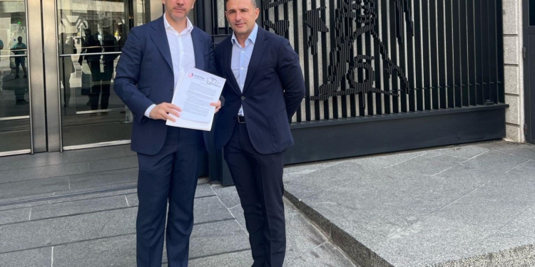 Anetra y Direbús presentan sus propuestas al Congreso