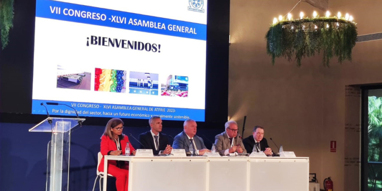 El Sector busca soluciones conjuntas en el Congreso de Atfrie