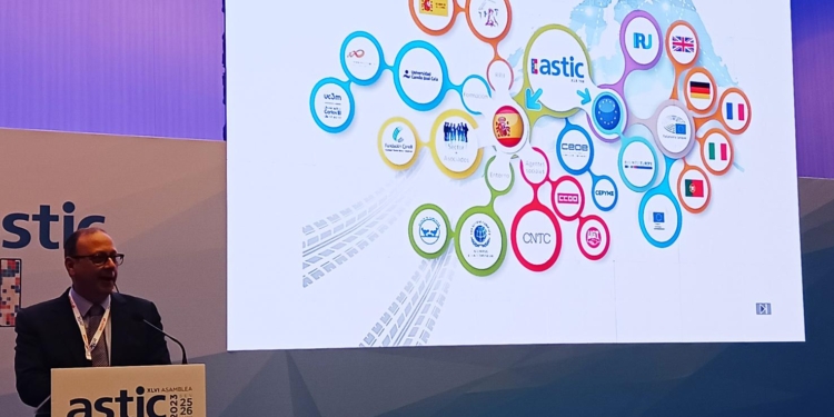 Astic y la carretera seguirán siendo la piedra angular del transporte internacional