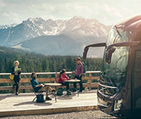 Confebus recuerda el papel del autobús como eslabón clave de la cadena turística