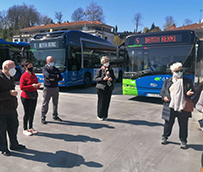 Dbus junto con las personas mayores y con diversidad funcional