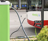 Alaska presenta su primer autobús Ave eléctrico