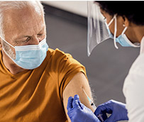 Dubái comienza a vacunar a los trabajadores del transporte público