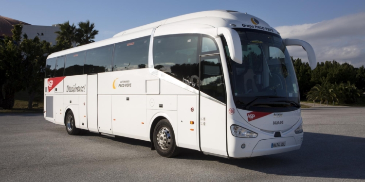 Autobuses Paco Pepe colabora en la lucha contra los siniestros de tráfico
