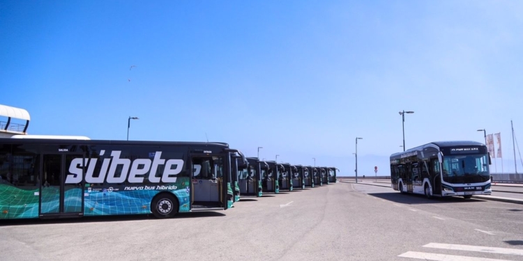 Málaga tendrá diez autobuses híbridos MAN de casi 19 metros