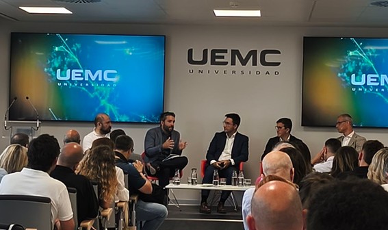 Auvasa presenta sus avances en IA en una jornada organizada por la UEMC