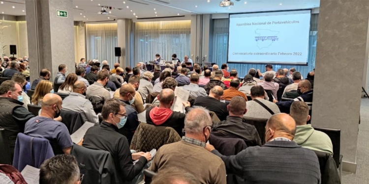 Confirmado: los portavehículos deciden parar a partir del 7 de marzo de forma indefinida