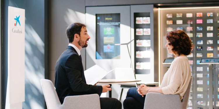 CaixaBank impulsa la transición ‘verde’ de las empresas del Sector