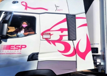 ESP y Renault Trucks visibilizan el cáncer de mama