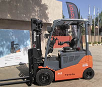 Toyota avanza en el futuro con sus carretillas de hidrógeno