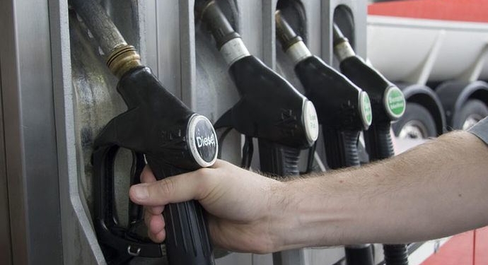 Un informe de OCU destaca cuáles son las cadenas más baratas para repostar