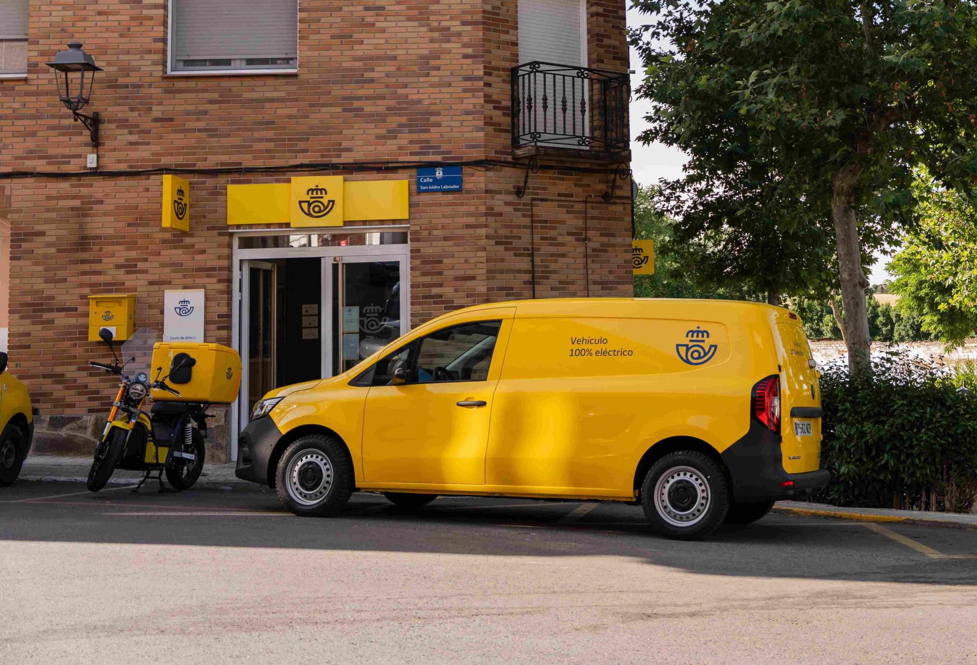 Correos incorpora más de 1.000 vehículos eléctricos a su flota sostenible