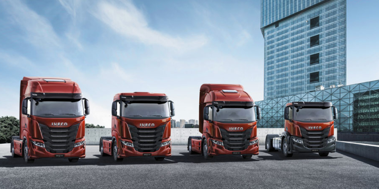 Los Iveco S-Way vuelven a rodar con Repsol Honda Team de Moto GP