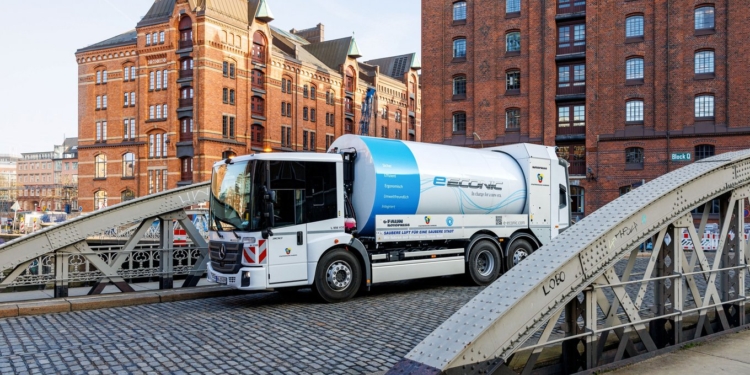 Daimler apuesta por compaginar la movilidad eléctrica y la de hidrógeno