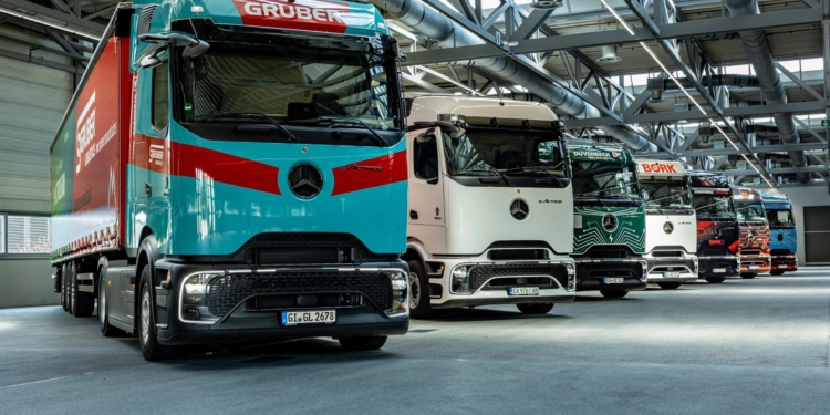 Daimler Trucks avanza en la electrificación de la larga distancia