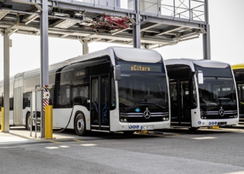 Mejoras en el eCitaro, el chasis OC 500 y la familia Setra
