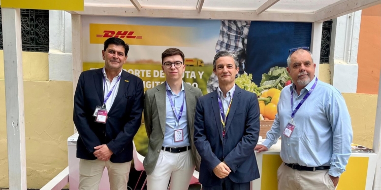 DHL: logística agroalimentaria en el Congreso de Frutos Rojos