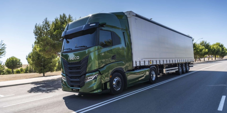 Nuevas mejoras en el diseño y confort del vehículo Iveco S-Way MY24