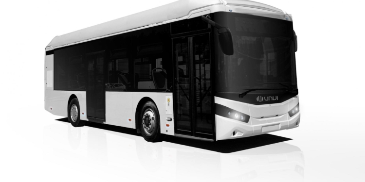 ‘Tenemos a punto la llegada de un microbús eléctrico desde siete metros’