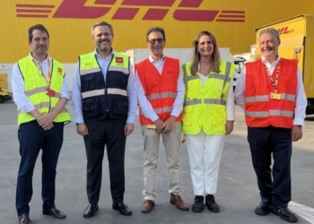 Jorge Rodrigo visita el Hub internacional de DHL Express en Madrid-Barajas