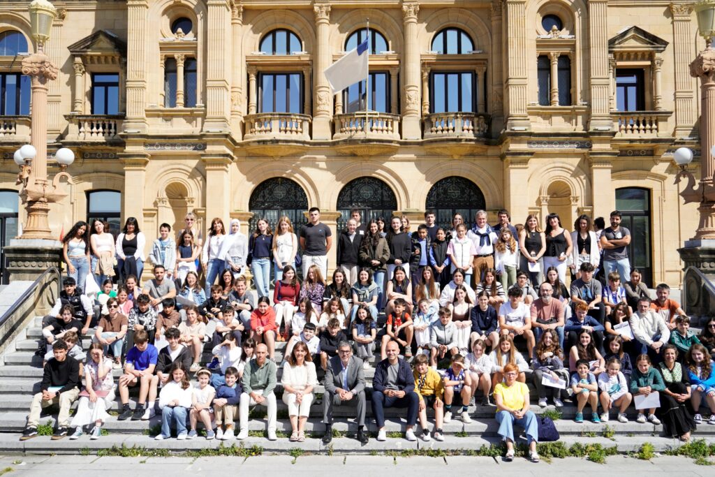 Dbus participa en el evento final sobre movilidad de la Agenda Escolar 2030