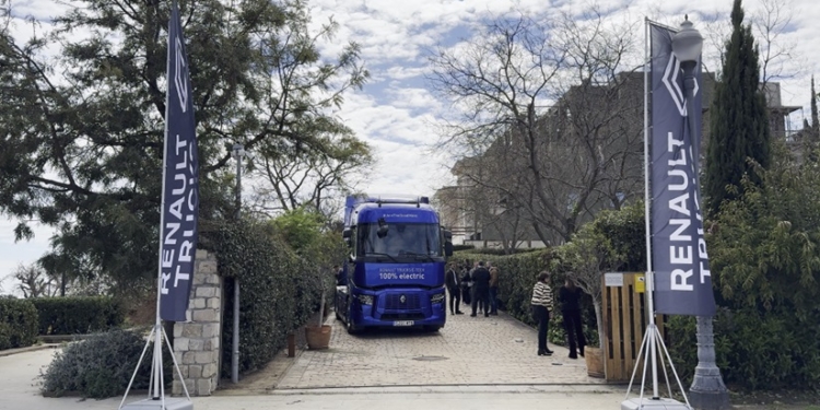 Renault Trucks impulsa la electromovilidad en Barcelona