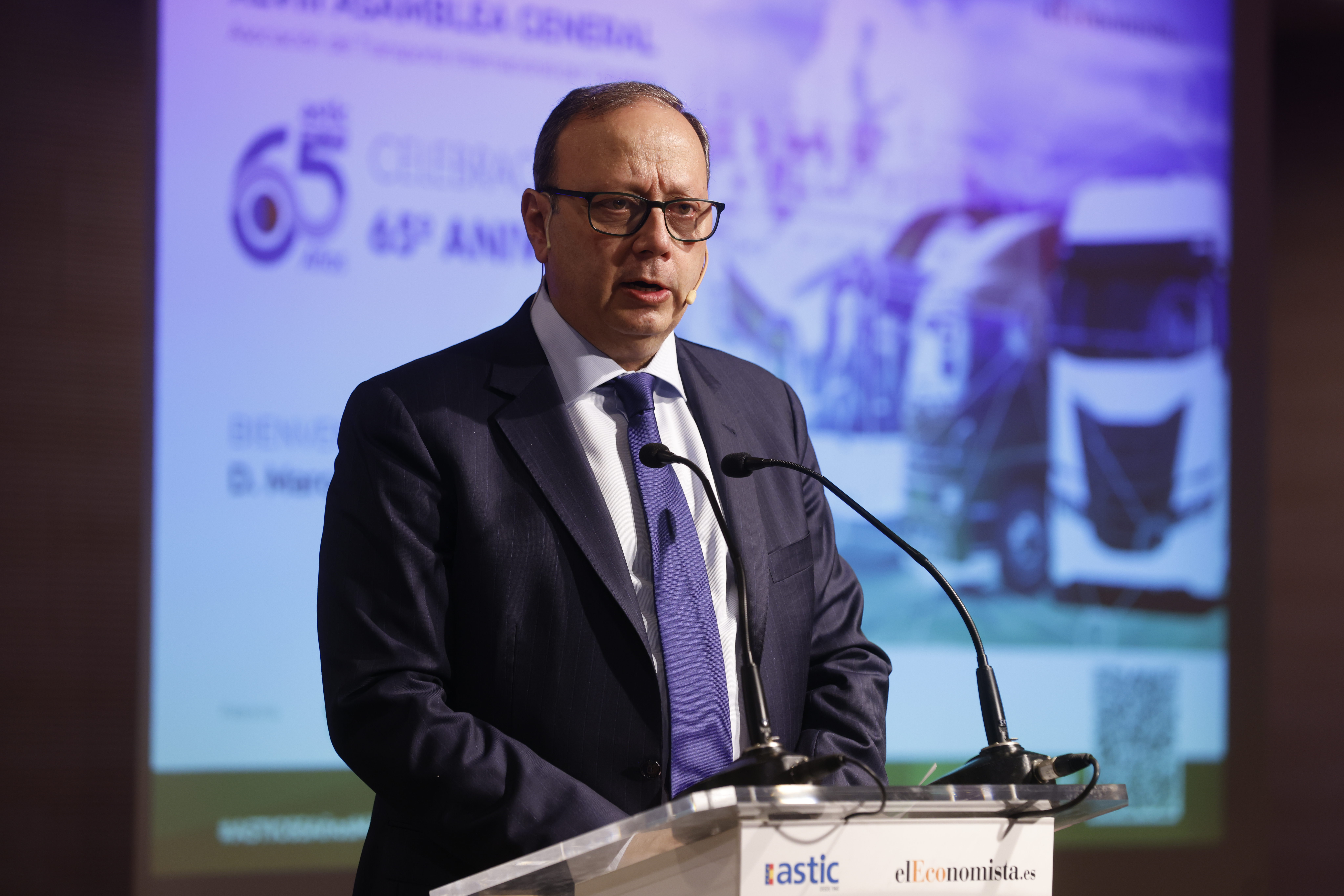 Astic celebra su 65º aniversario reivindicando el papel estratégico del transporte