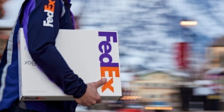 FedEx refuerza su logística y tecnología para la temporada alta de envíos