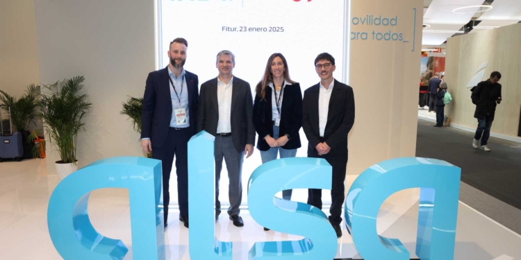 Alsa y Visita Gijón presentan un acuerdo de colaboración en FITUR